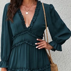 NEW Boutique Dark Green V Neck Ruffle Detailing Open Back Dress Size Small S